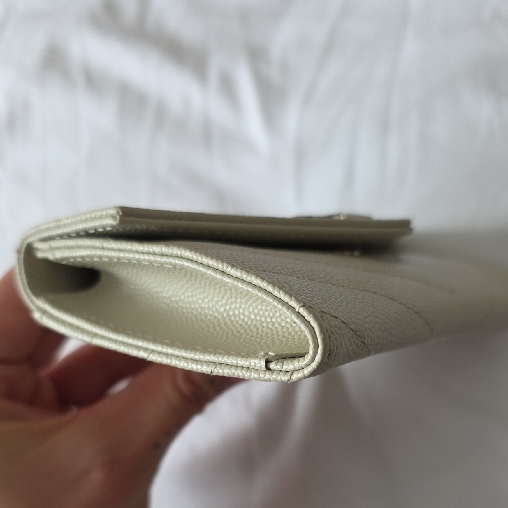 Yves Saint Laurent Beige Textured Wallet - Picture 3 of 5